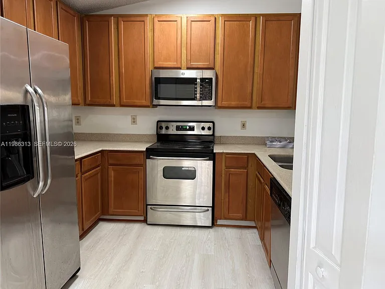 502 SW 158th Ter #201 — Photo 4