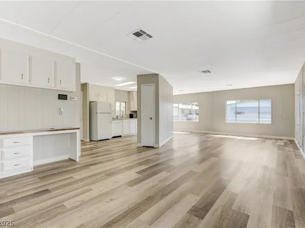 3619 Katmai Dr, Sunrise Manor, NV 89122