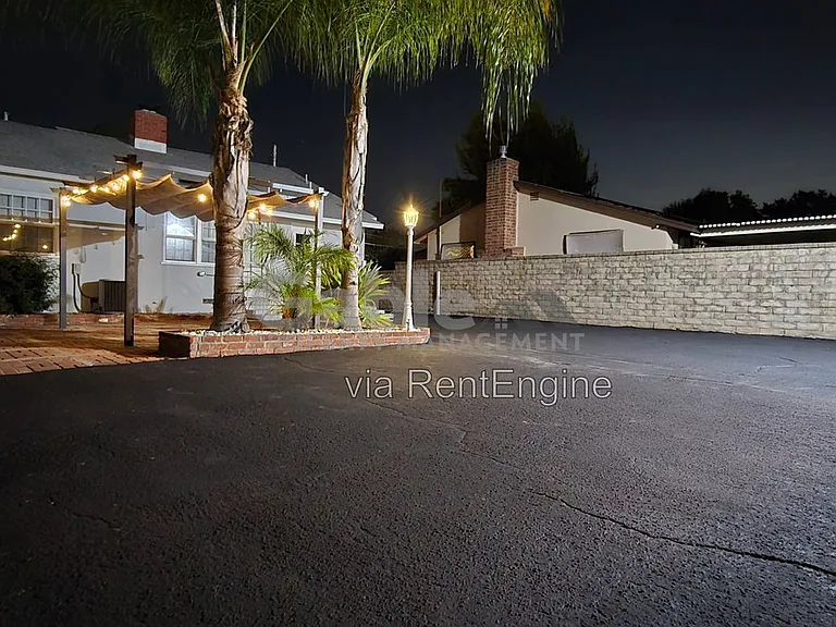 24943 Chestnut St — Photo 17