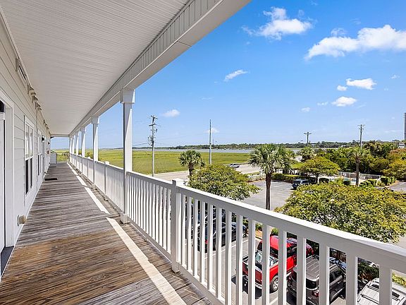 4th image of 2393 Folly Rd #1G