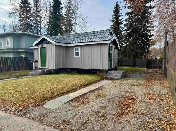 2022 Blueberry St, Fairbanks, AK 99701