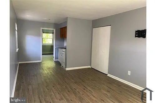106 Newton Ave Photo 1
