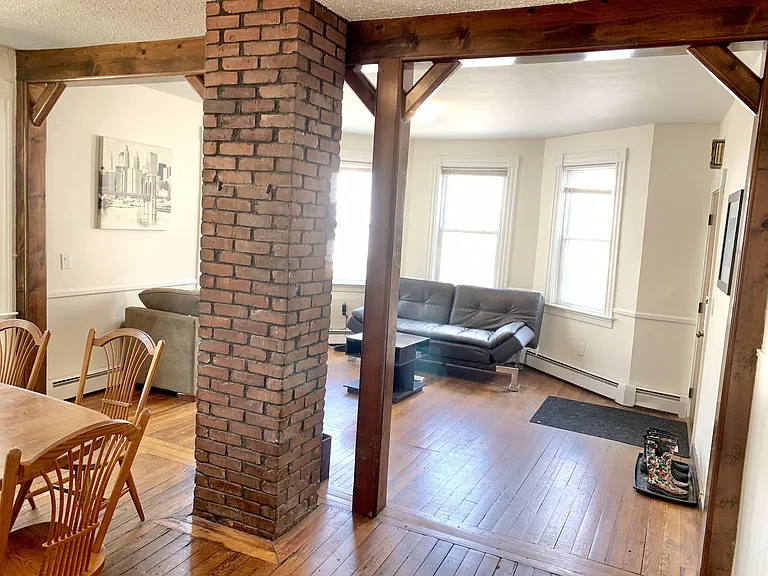 63 Preston St — Photo 8