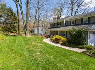 32 N Star Dr, Morristown, NJ 07960