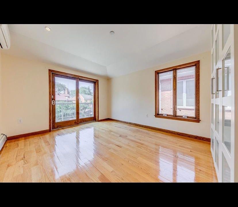 1st image of 14743 Ash Ave #2