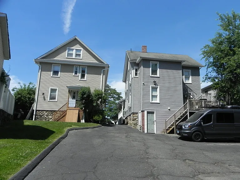 67 Fairfield Ave #2 — Photo 4