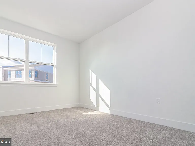 215 Lewis Fisher Dr #DR — Photo 37