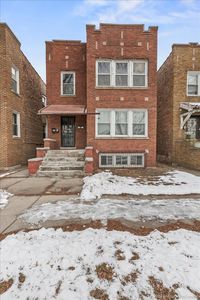 8119 S South Shore Dr, Chicago, IL, 60617