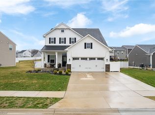 2277 Orchard Cir, Ravenna, OH 44266