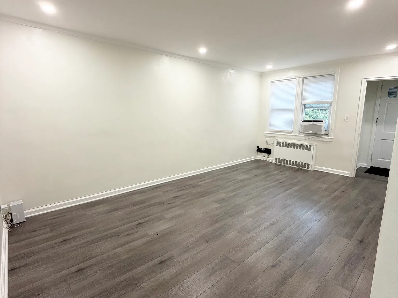 34-32 Corp Kennedy Street — Photo 3