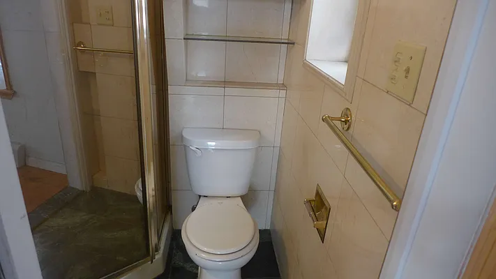 Rented by Garfield Realty  | media 48