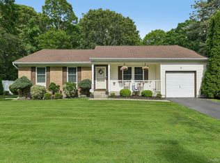 15 Chardonnay Drive, Coram, NY 11727