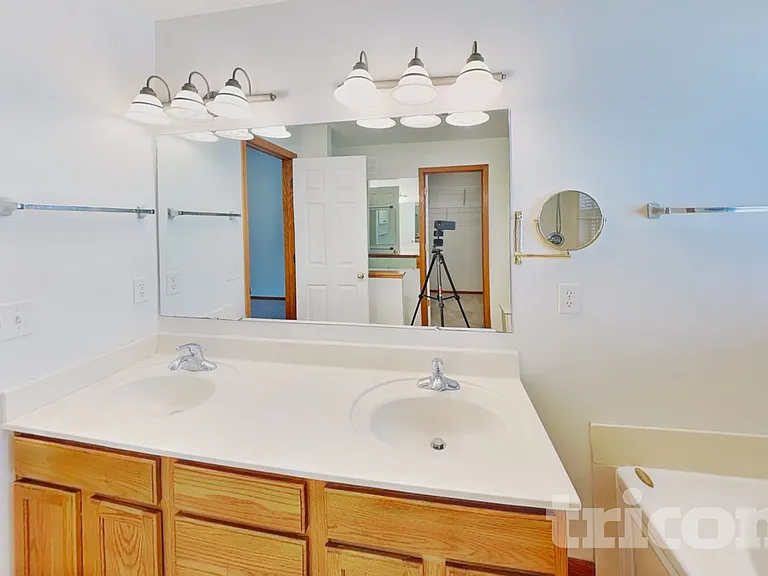 2405 Stonecrest Path NW — Photo 7