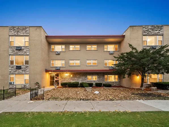 415 S Maple Ave APT 202, Oak Park, IL 60302