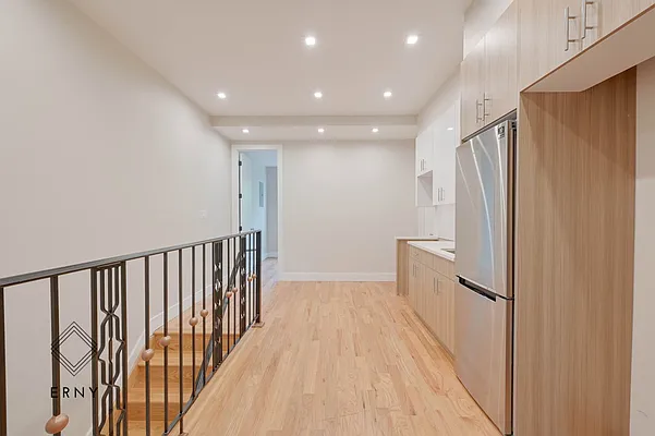 Rented by ERNY LLC | media 4