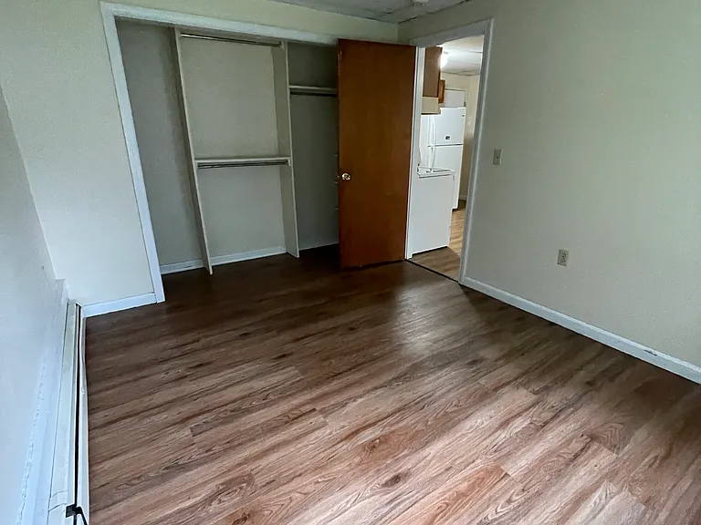 324 Main St #13 — Photo 21