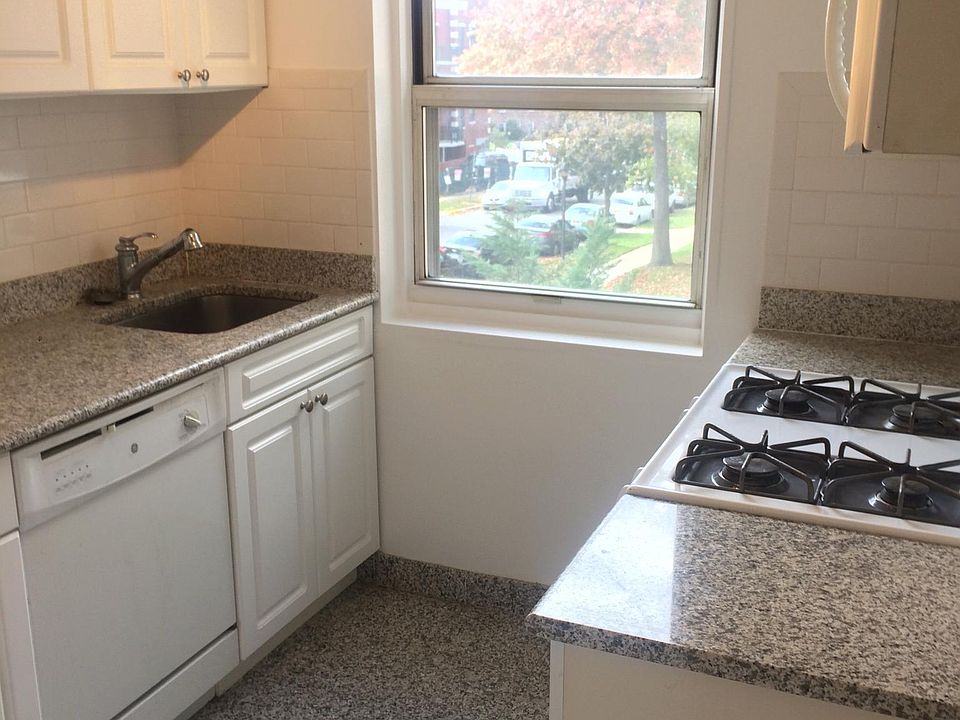 1st image of 11 Schenck Ave #B1