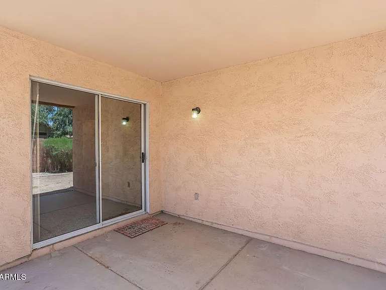 6762 W Del Mar Ln — Photo 26