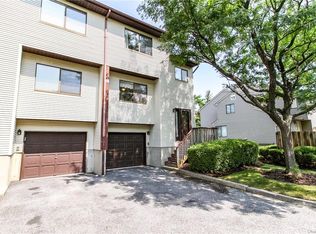 24 Chester Ln, Nanuet, NY 10954