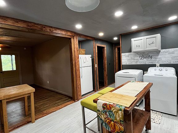 Kitchen area.