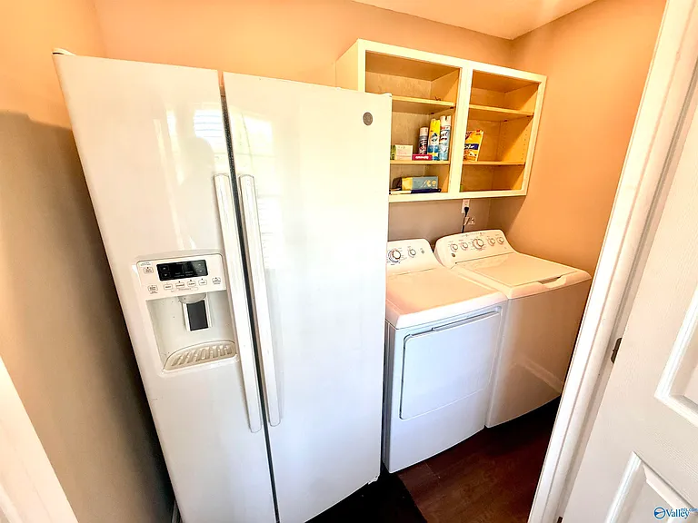 1711 Lydia Dr NW — Photo 33