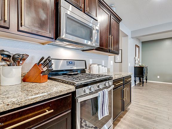 4th image of 22208 S 224th Pl