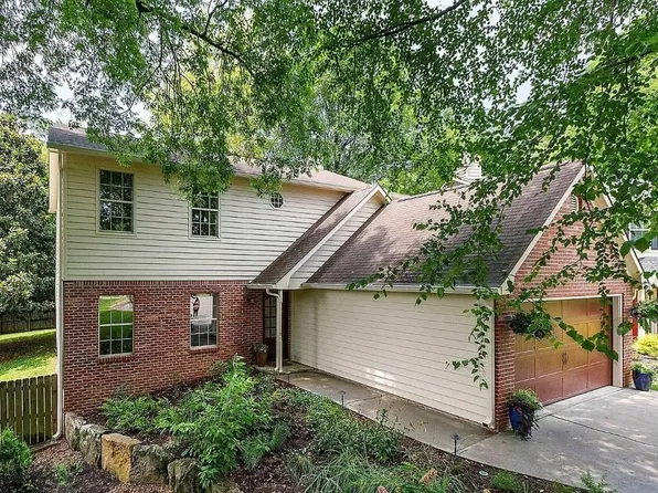 1101 Night Cap Ln, Knoxville, TN 37919