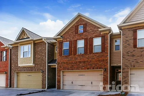 281 Oakland Hills Way Photo 1