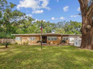 5 Comanche Trl, Pensacola, FL 32506