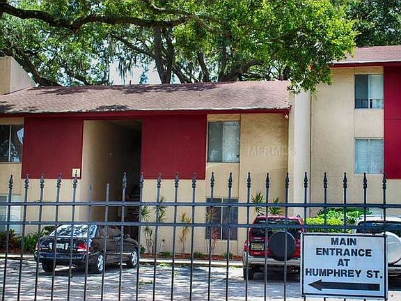 3rd image of 3832 N Lake Dr Unit 117