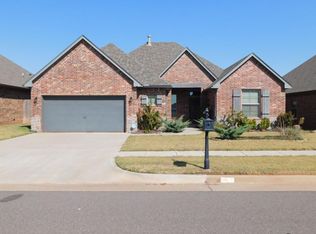 905 NW 188th St, Edmond, OK 73012