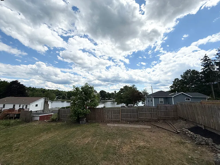 12 Sebago Rd — Photo 12