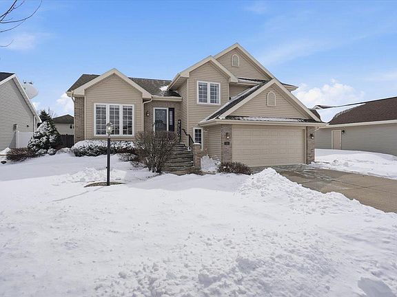 2nd image of 124 Cedar Street