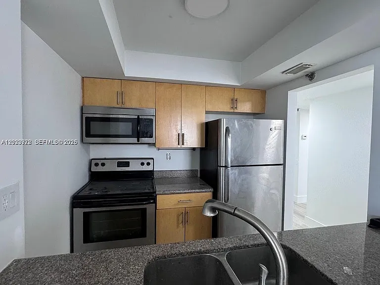 850 N Miami Ave #W-2108 — Photo 3