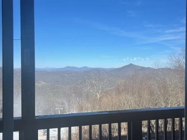 108 Sugar Ski Drive #811, Sugar Mountain, NC 28604