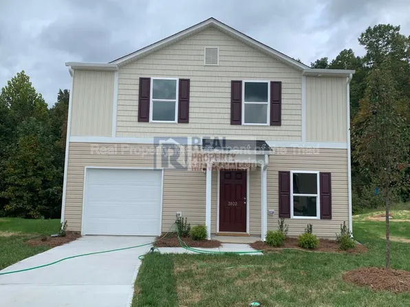 3802 Bellingham Ct, Greensboro, NC 27406