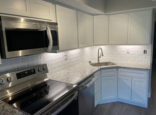 1718 Bluejay Cv, Saint Louis, MO 63144