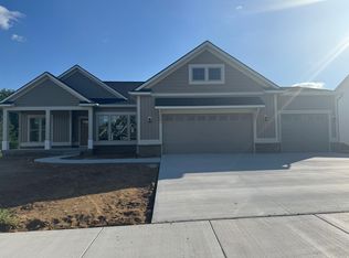 3966 Autumn Acres Dr, Rockford, MI 49341