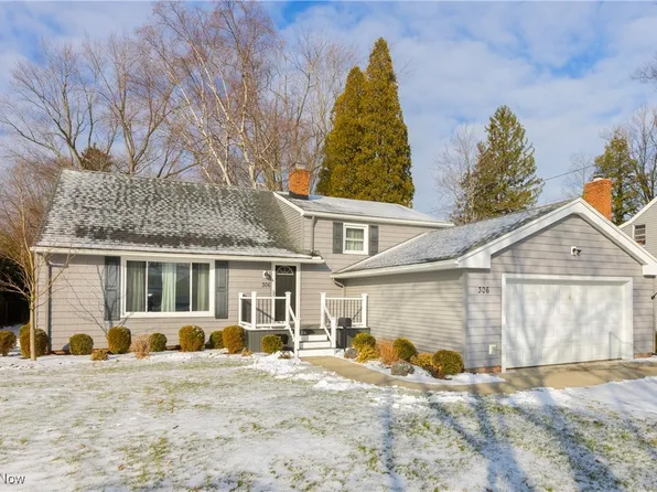 306 Walmar Rd, Bay Village, OH 44140
