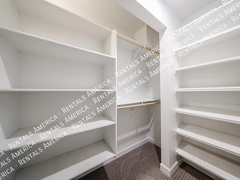 3213 S Albert Ave — Photo 29