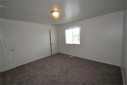 157 W 1310 S — Photo 3
