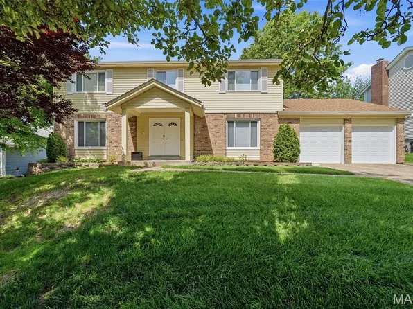 12067 Mereview Dr, Saint Louis, MO 63146