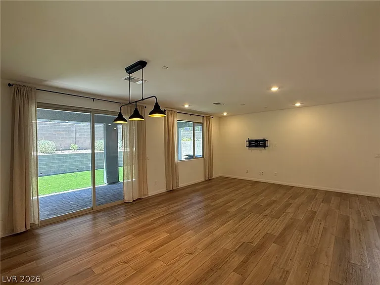 1587 Pacific Baza St — Photo 3