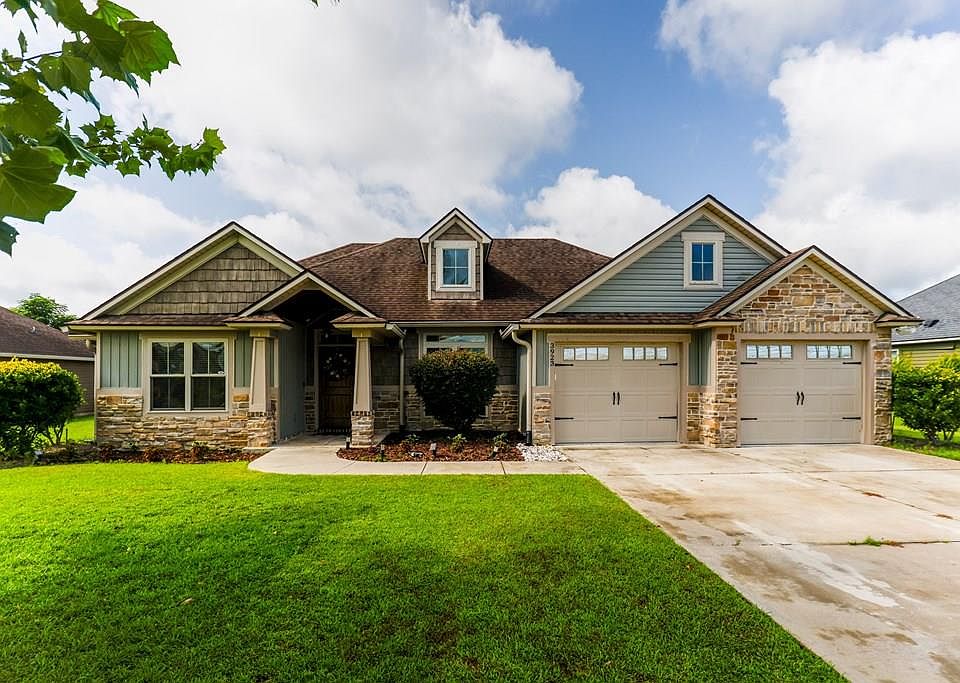 1st image of 3923 Karaline Cir