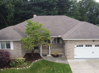 3986 April Dr, Uniontown, OH 44685