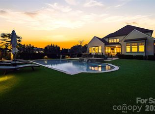 17413 Robbins Ridge Rd, Cornelius, NC 28031