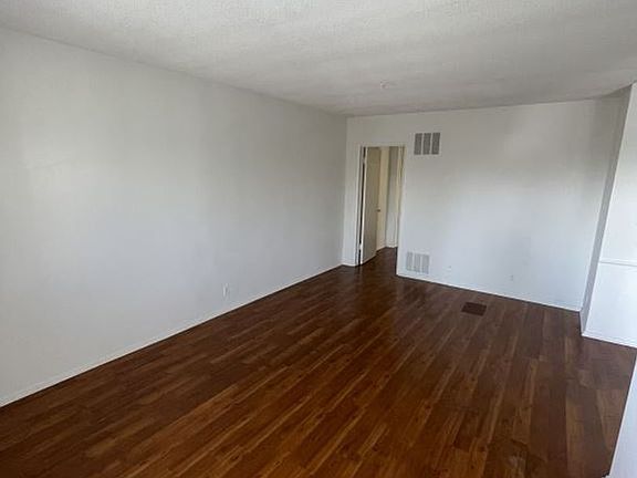 3rd image of 1133 N Ogden Dr APT 8