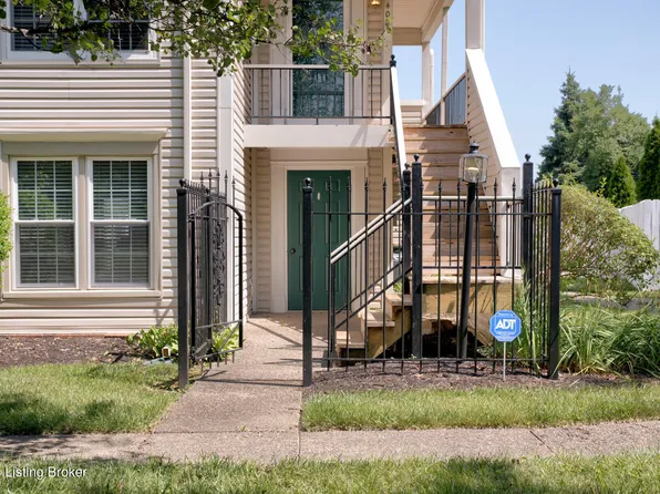 10402 Timberwood Cir, Louisville, KY 40223