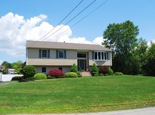 138 Kispert Ct, Swansea, MA 02777