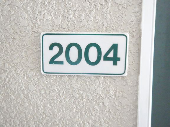 2nd image of 2004 Hemingway Cir